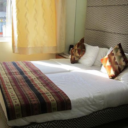 Empire Hotel 孟买 客房 照片