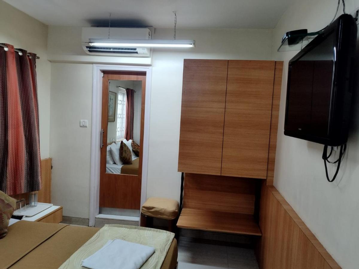 Empire Hotel 孟买 外观 照片